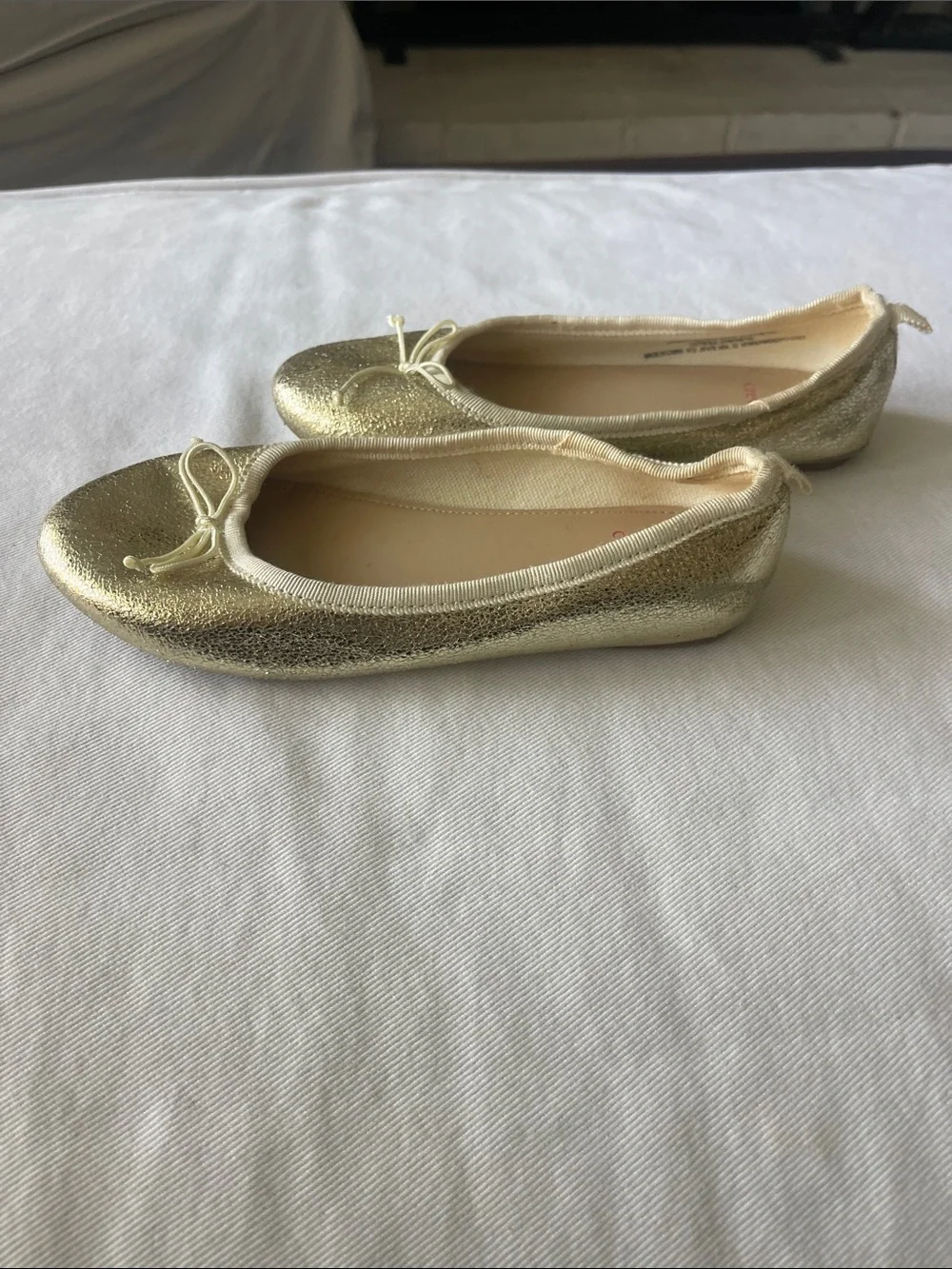 Crewcuts Size 13 Girls Shimmering Gold Bow Ballet Flats